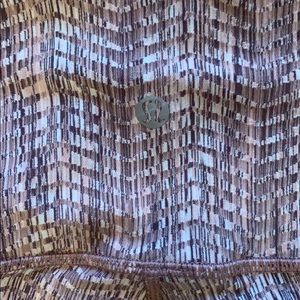 Lululemon 7/8 wunder unders in pink jacquard